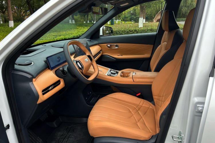 Used Geely Galaxy Xingjian 7 EM-i 2025 120km Exploration+ Version Left Front Seat