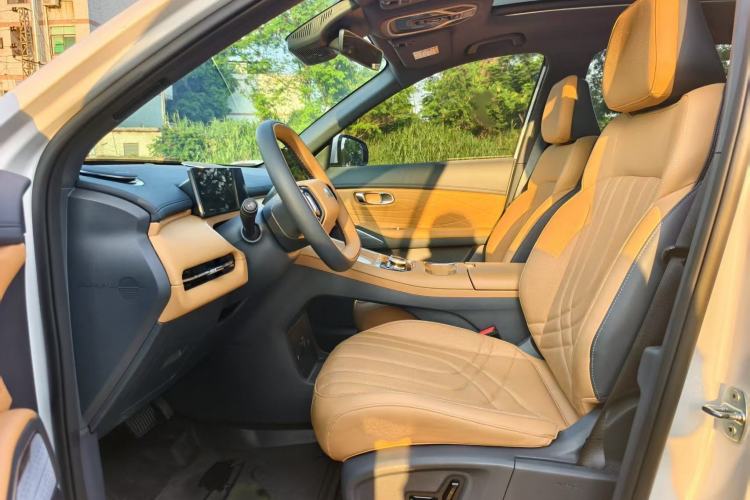 Used Geely Galaxy Xingjian 7 EM-i 2025 120km Launch+ Version Left Front Seat