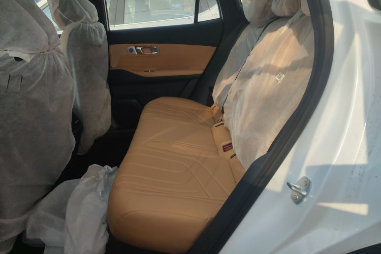Used Geely Galaxy Xingjian 7 EM-i 2025 120km Launch+ Version Left Rear Seat