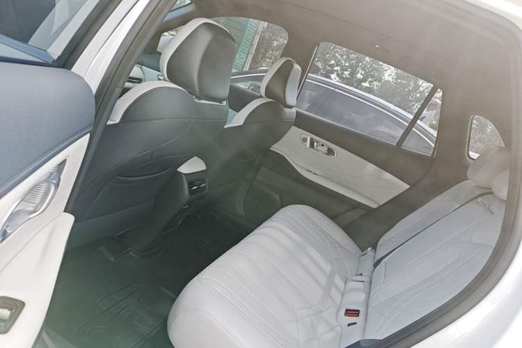 Used Geely Galaxy Xingjian 7 EM-i 2025 120km Exploration+ Version Left Rear Seat