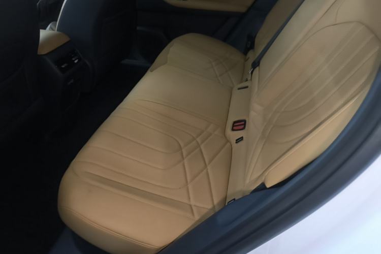 Used Geely Galaxy Xingjian 7 EM-i 2025 120km Exploration+ Version Left Rear Seat