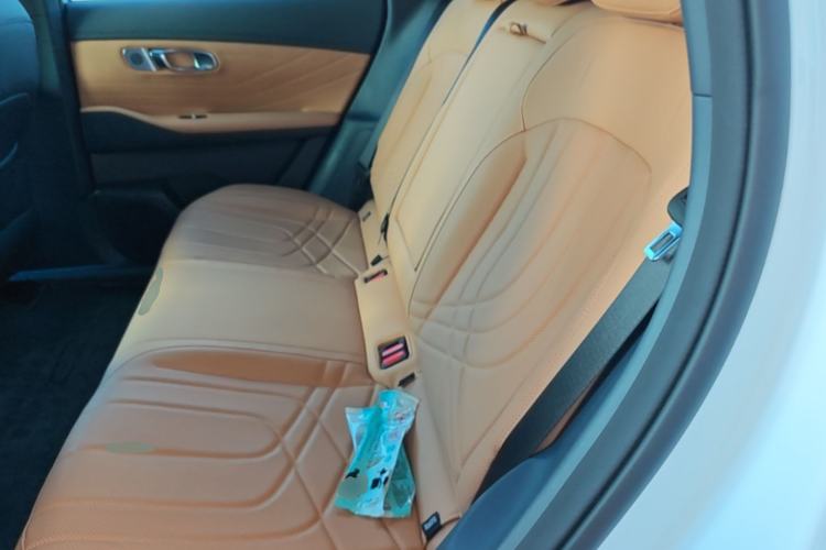Used Geely Galaxy Xingjian 7 EM-i 2025 120km Launch+ Version Left Rear Seat