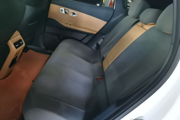 Used Geely Galaxy Xingjian 7 EM-i 2025 120km Navigator Edition Left Rear Seat