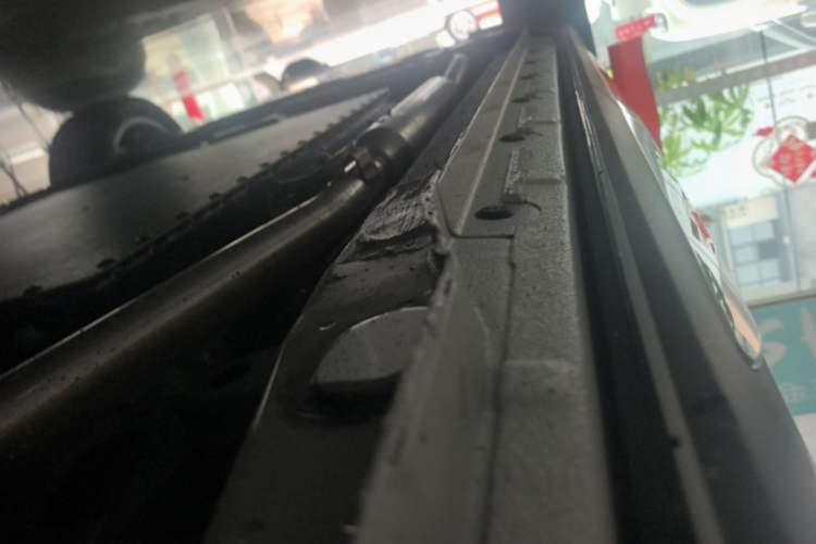 Used Geely Galaxy Xingjian 7 EM-i 2025 120km Exploration+ Version Left Side Sill