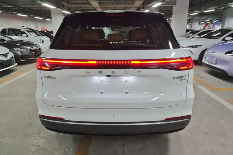 Used Geely Galaxy Xingjian 7 EM-i 2025 55km Exploration Edition Rear