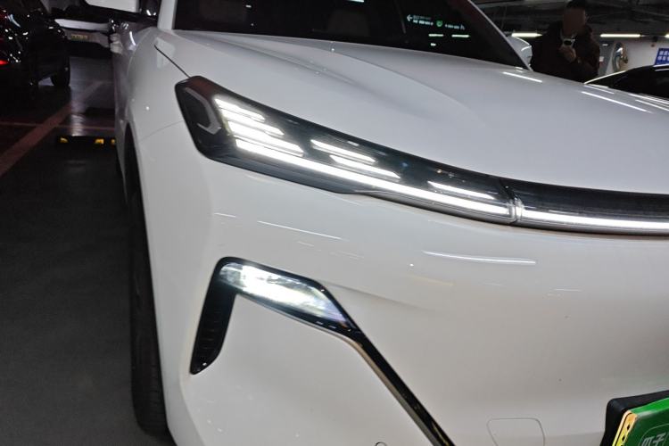 Used Geely Galaxy Xingjian 7 EM-i 2025 120km Exploration+ Version Right Front Headlight