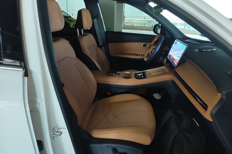 Used Geely Galaxy Xingjian 7 EM-i 2025 120km Exploration+ Version Right Front Seat