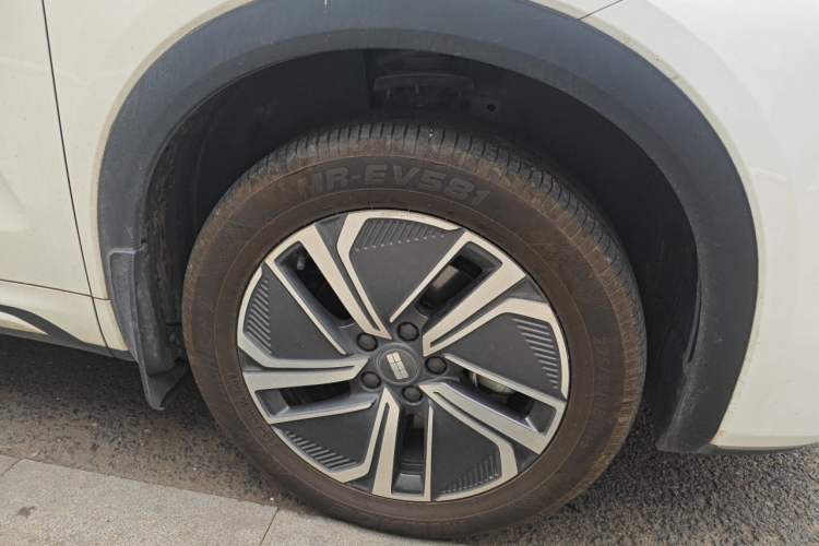 Used Geely Galaxy Xingjian 7 EM-i 2025 120km Exploration+ Version Right Front Wheel Hub