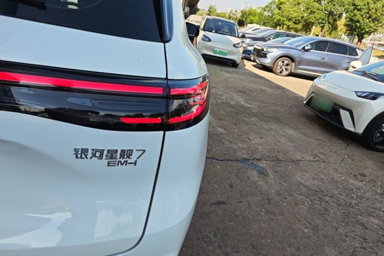 Used Geely Galaxy Xingjian 7 EM-i 2025 120km Launch+ Version Right Rear Taillight