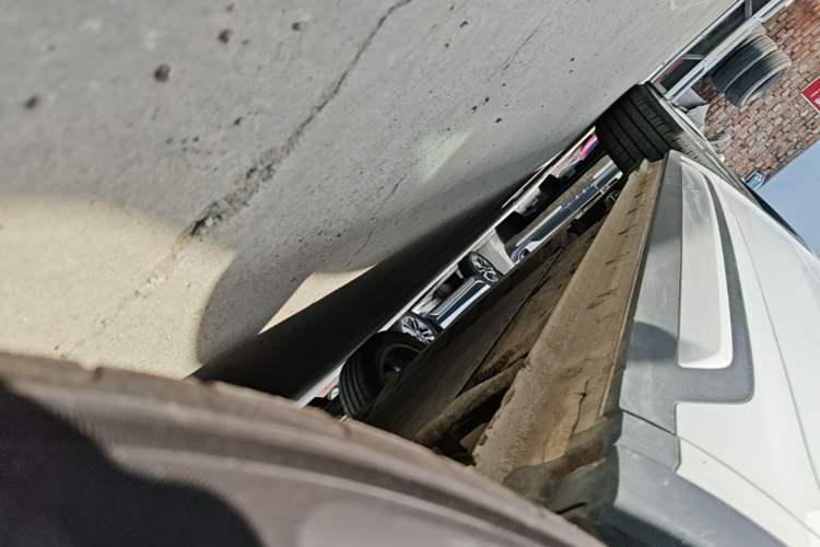 Used Geely Galaxy Xingjian 7 EM-i 2025 120km Exploration+ Version Right Side Sill