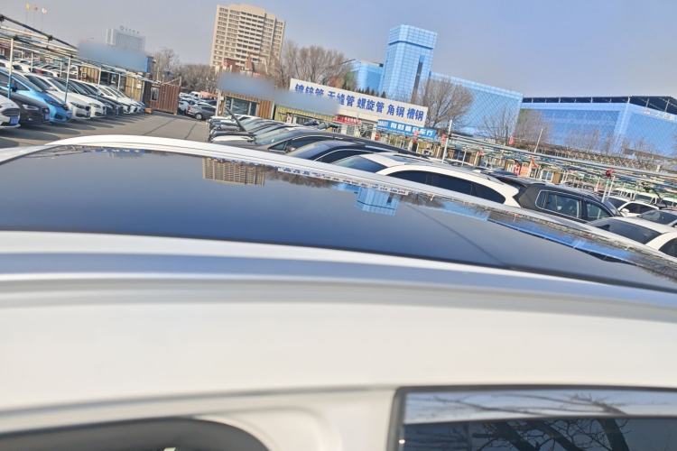 Used Geely Galaxy Xingjian 7 EM-i 2025 120km Launch+ Version Roof
