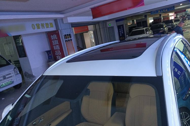 Used Geely Galaxy Xingjian 7 EM-i 2025 120km Launch+ Version Roof