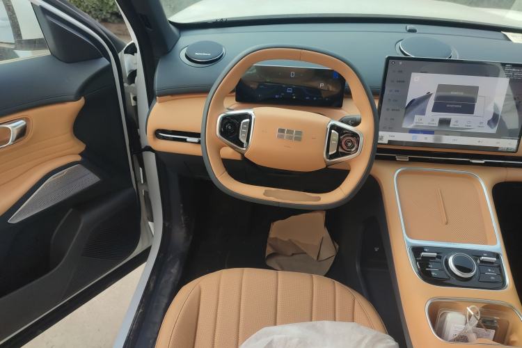 Used Geely Galaxy Xingjian 7 EM-i 2025 120km Launch+ Version Steering Wheel