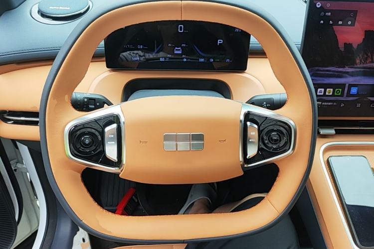 Used Geely Galaxy Xingjian 7 EM-i 2025 120km Launch+ Version Steering Wheel