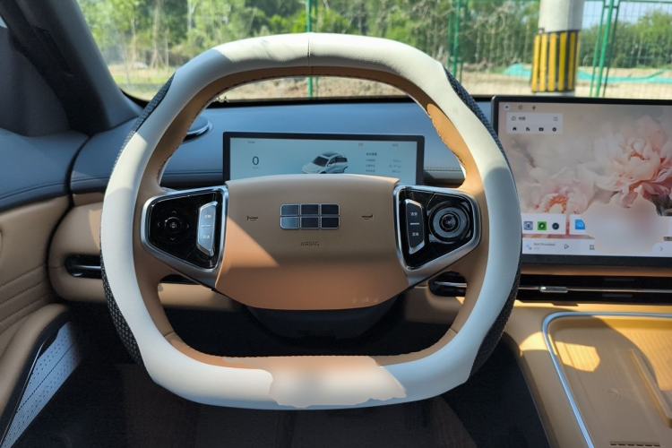 Used Geely Galaxy Xingjian 7 EM-i 2025 55km Exploration Edition Steering Wheel