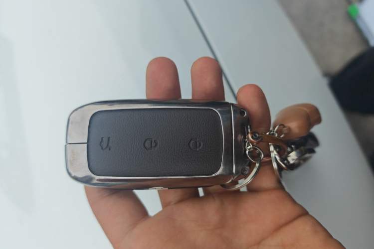 Used Geely Galaxy Xingjian 7 EM-i 2025 120km Exploration+ Version Vehicle Key