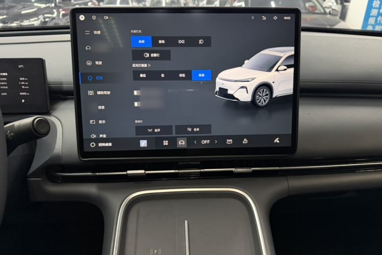 Used Geely Galaxy Xingjian 7 EM-i 2026 Model 135km Leading Edition Audio And AC Panel