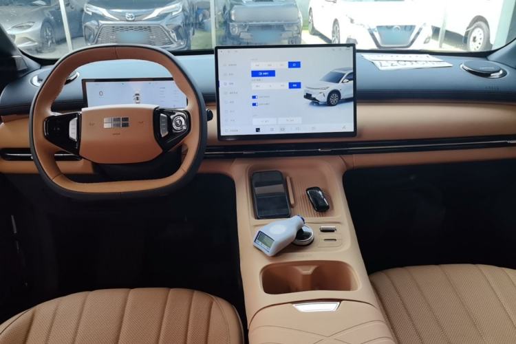 Used Geely Galaxy Xingjian 7 EM-i 2026 Model 135km Smart Navigation Version Center Console