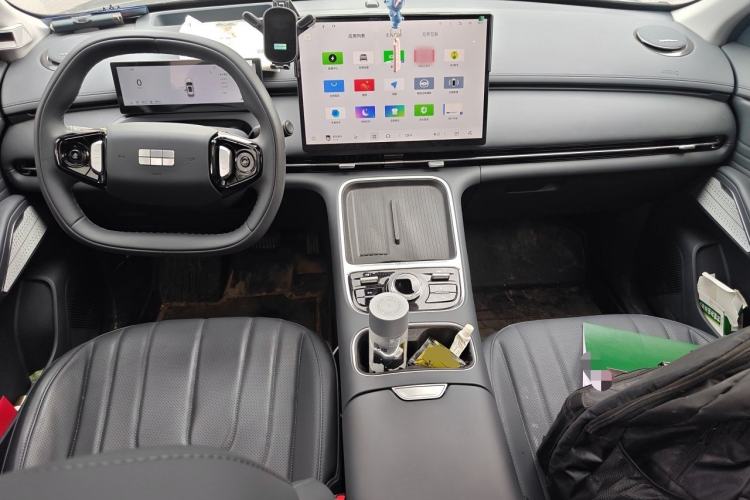 Used Geely Galaxy Xingjian 7 EM-i 2026 Model 135km Leading Edition Center Console