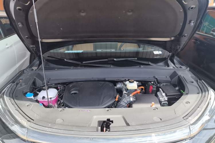 Used Geely Galaxy Xingjian 7 EM-i 2026 Model 135km Smart Navigation Version Engine Bay
