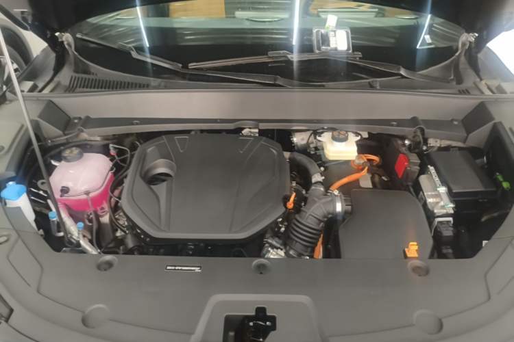 Used Geely Galaxy Xingjian 7 EM-i 2026 Model 135km Smart Navigation Version Engine Bay