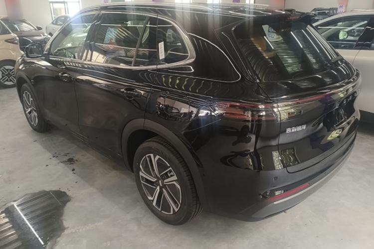 Used Geely Galaxy Xingjian 7 EM-i 2026 Model 135km Smart Navigation Version Exterior 2
