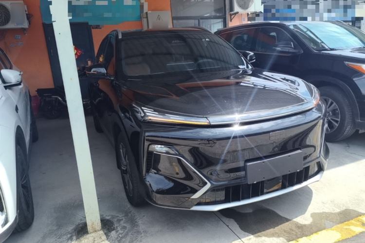 Used Geely Galaxy Xingjian 7 EM-i 2026 Model 135km Smart Navigation Version Front Right 45 Deg