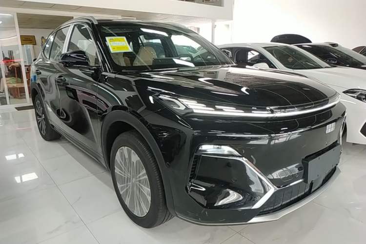 Used Geely Galaxy Xingjian 7 EM-i 2026 Model 135km Starship Version Front Right 45 Deg