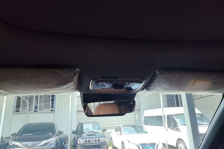 Used Geely Galaxy Xingjian 7 EM-i 2026 Model 135km Smart Navigation Version Headliner