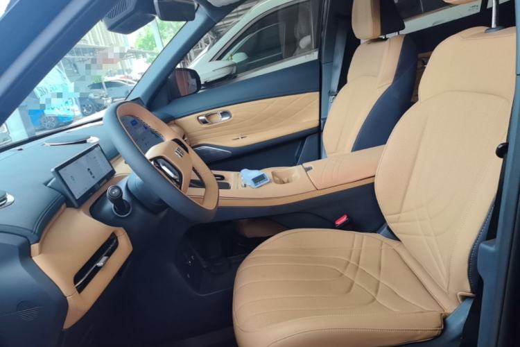 Used Geely Galaxy Xingjian 7 EM-i 2026 Model 135km Smart Navigation Version Left Front Seat