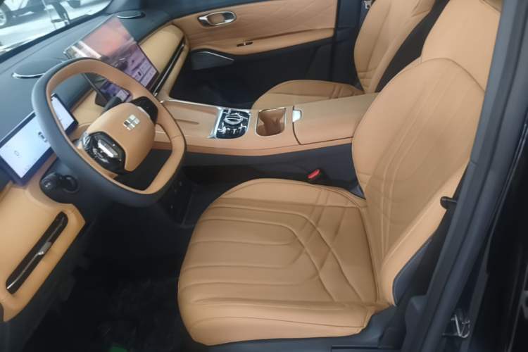 Used Geely Galaxy Xingjian 7 EM-i 2026 Model 135km Smart Navigation Version Left Front Seat