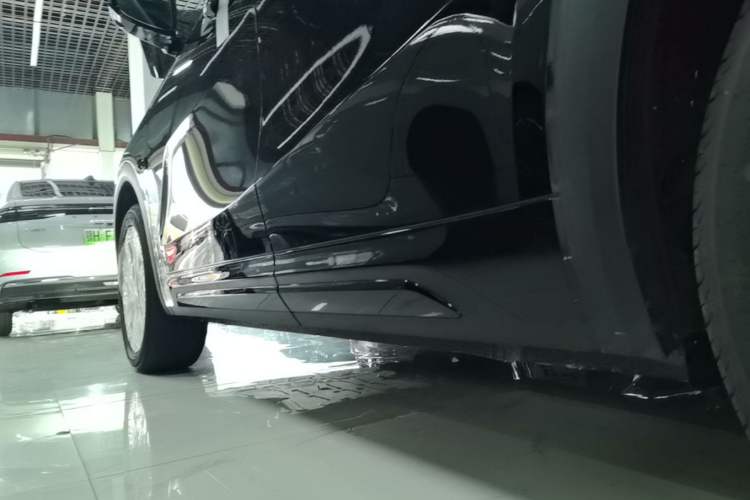 Used Geely Galaxy Xingjian 7 EM-i 2026 Model 135km Starship Version Left Side Sill