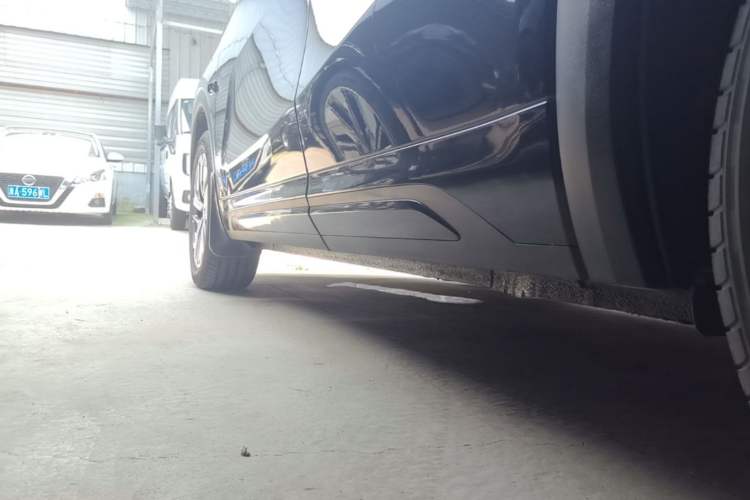 Used Geely Galaxy Xingjian 7 EM-i 2026 Model 135km Smart Navigation Version Left Side Sill