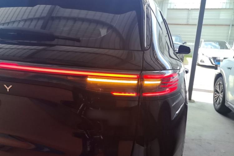 Used Geely Galaxy Xingjian 7 EM-i 2026 Model 135km Smart Navigation Version Right Rear Taillight