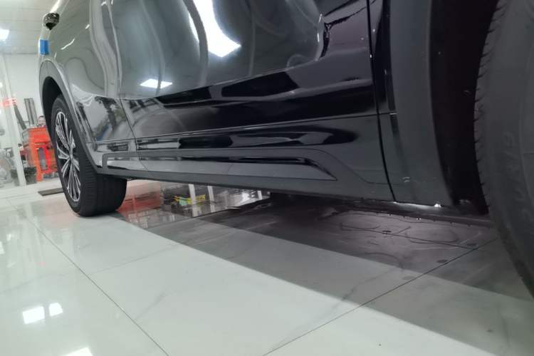 Used Geely Galaxy Xingjian 7 EM-i 2026 Model 135km Starship Version Right Side Sill