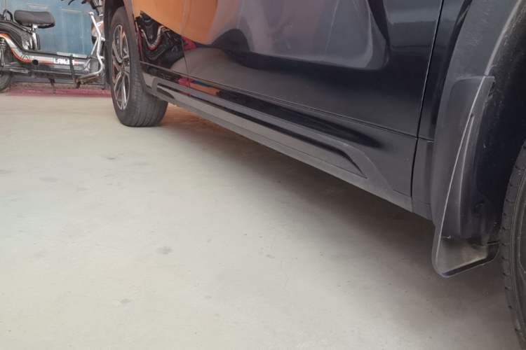Used Geely Galaxy Xingjian 7 EM-i 2026 Model 135km Smart Navigation Version Right Side Sill