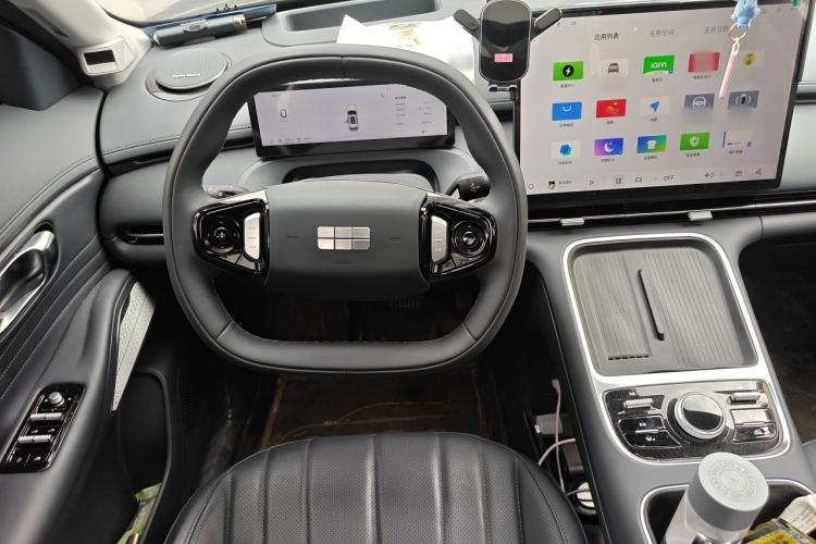 Used Geely Galaxy Xingjian 7 EM-i 2026 Model 135km Leading Edition Steering Wheel