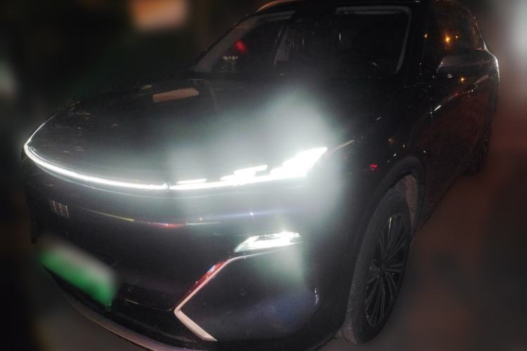 Geely Galaxy Xingjian 7 EM-i 2026 Model 135km Starship Version