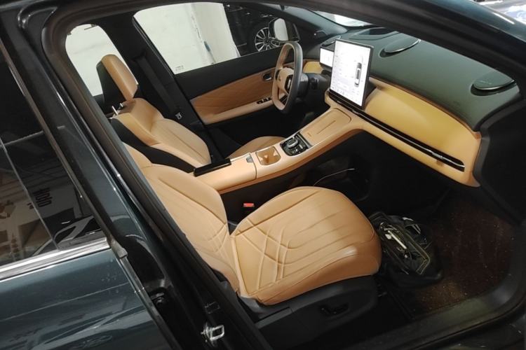 Used Geely Galaxy Xingjian 7 EM-i 2026 Model 135km Starship Version Right Front Seat