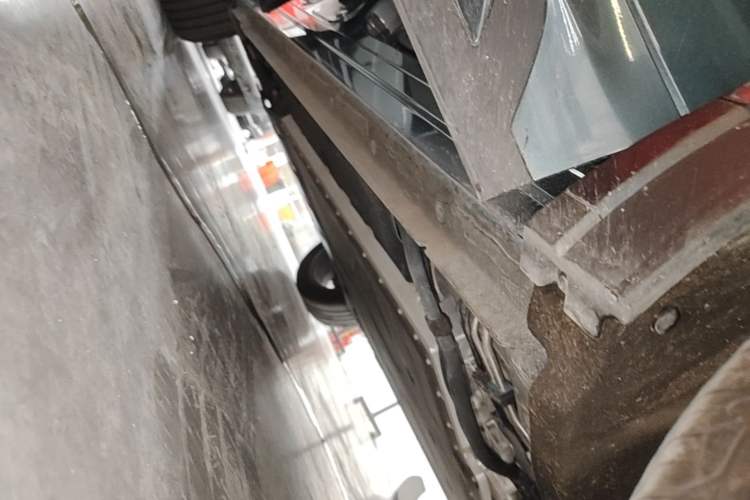 Used Geely Galaxy Xingjian 7 EM-i 2026 Model 135km Starship Version Right Side Sill