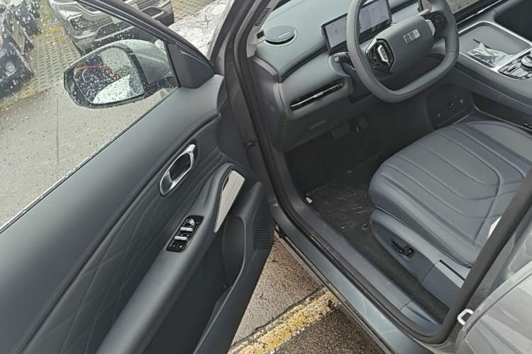 Used Geely Galaxy Xingjian 7 EM-i 2026 Model 135km Smart Navigation Version Driver Seat
