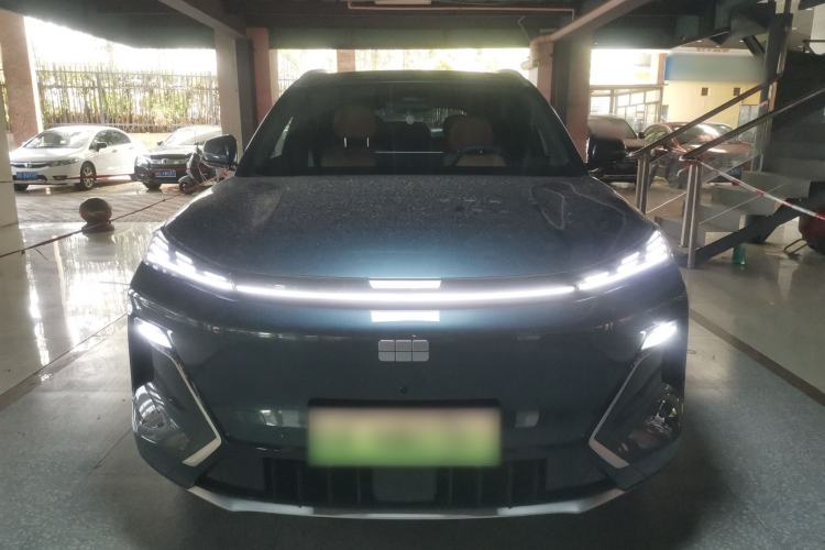 Used Geely Galaxy Xingjian 7 EM-i 2026 Model 135km Smart Navigation Version Front