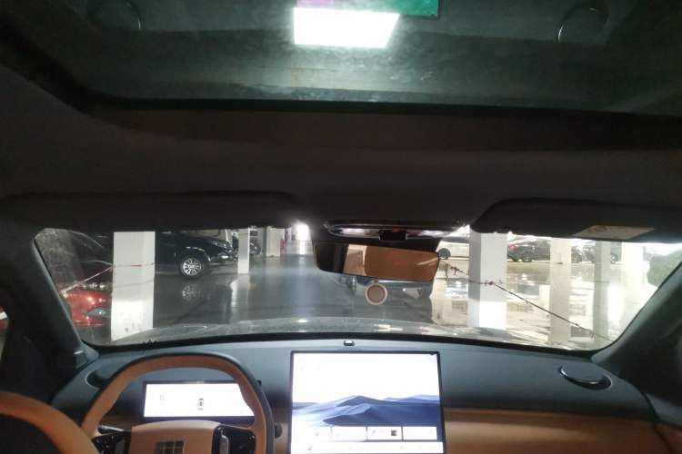 Used Geely Galaxy Xingjian 7 EM-i 2026 Model 135km Smart Navigation Version Headliner