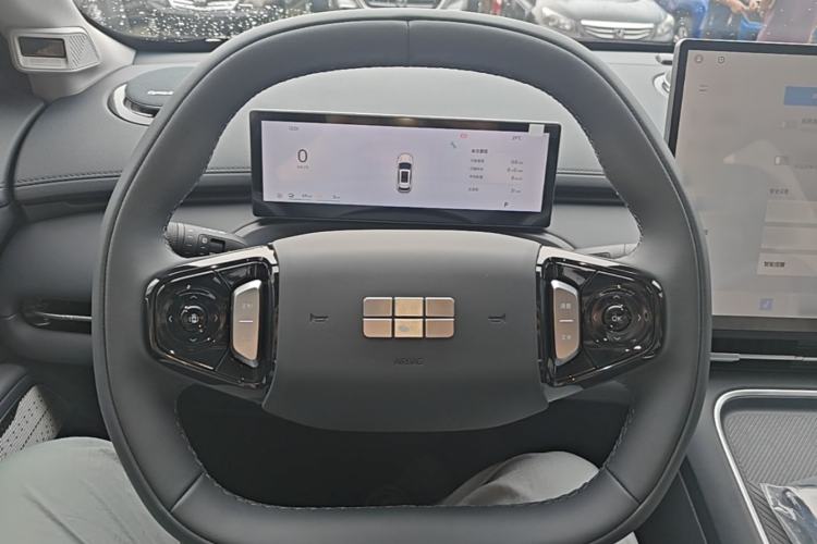Used Geely Galaxy Xingjian 7 EM-i 2026 Model 135km Smart Navigation Version Steering Wheel