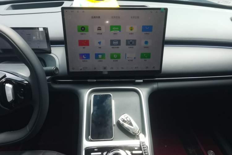 Used Geely Galaxy Xingjian 7 EM-i 2026 Model 135km Leading Edition Audio And AC Panel