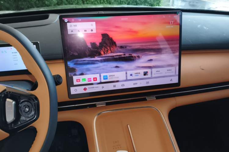 Used Geely Galaxy Xingjian 7 EM-i 2026 Model 135km Leading Edition Audio And AC Panel