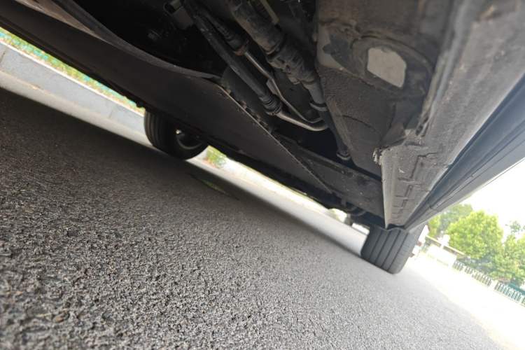 Used Geely Galaxy Xingjian 7 EM-i 2026 Model 135km Leading Edition Chassis Rear Right