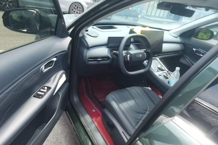Used Geely Galaxy Xingjian 7 EM-i 2026 Model 135km Leading Edition Driver Seat