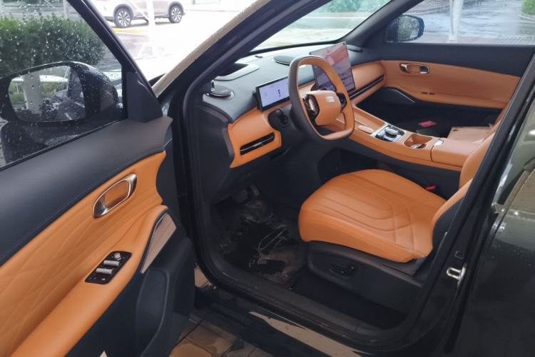 Used Geely Galaxy Xingjian 7 EM-i 2026 Model 135km Leading Edition Driver Seat