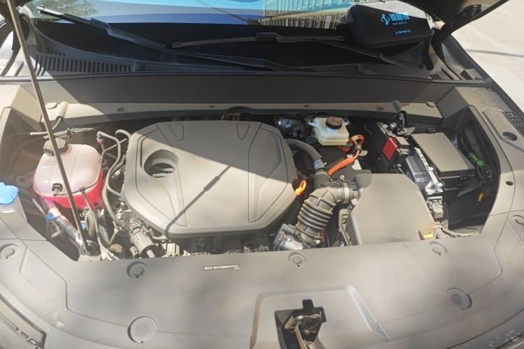 Used Geely Galaxy Xingjian 7 EM-i 2026 Model 135km Leading Edition Engine Bay